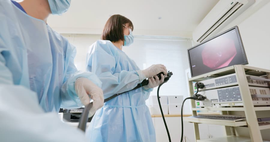 physicians-performing-colonoscopy-with-advanced-technology